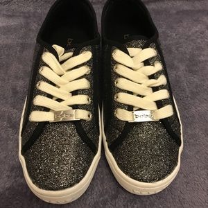 Bebe silver tennies